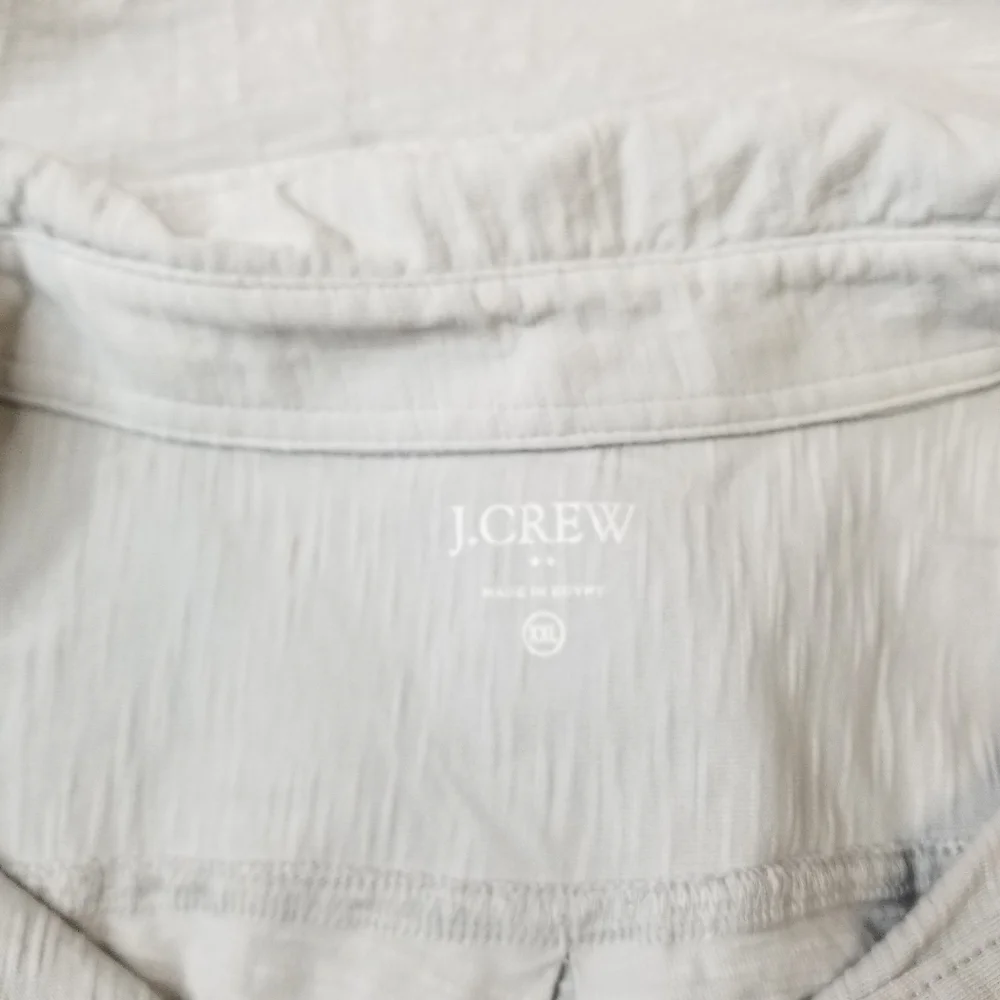 J.Crew Men's Garment-Dyed Slub Gray Cotton Shortsleeve Buttondown Shirt, Egypt